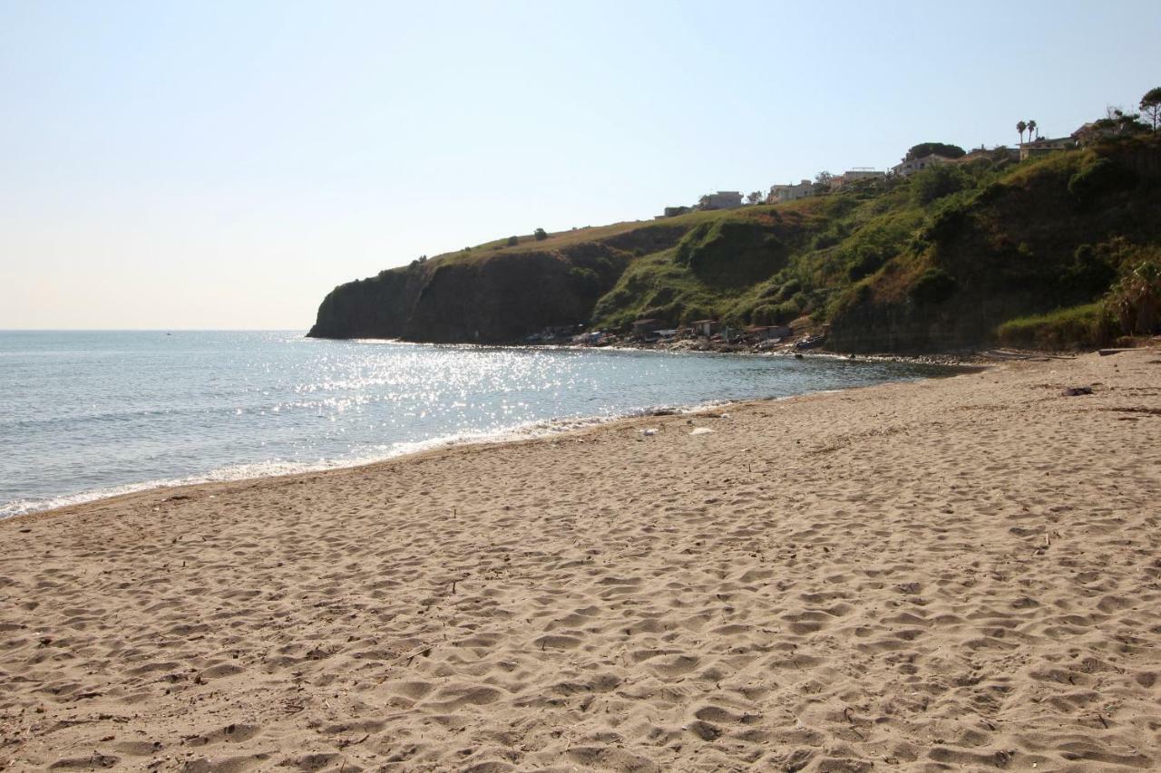 Katana Suites Beach Agnone Bagni Eksteriør billede
